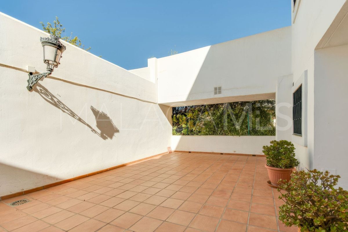 Radhus for sale in Nueva Andalucia