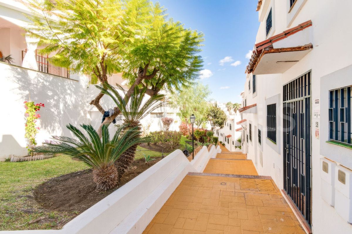 Radhus for sale in Nueva Andalucia