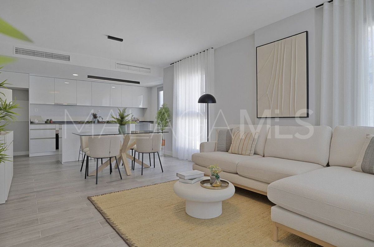 Buy apartamento with 4 bedrooms in Mijas Costa