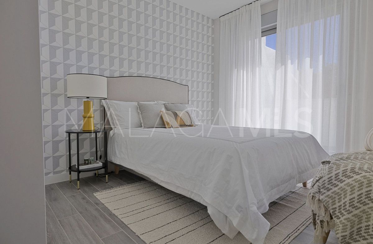 Buy apartamento with 4 bedrooms in Mijas Costa