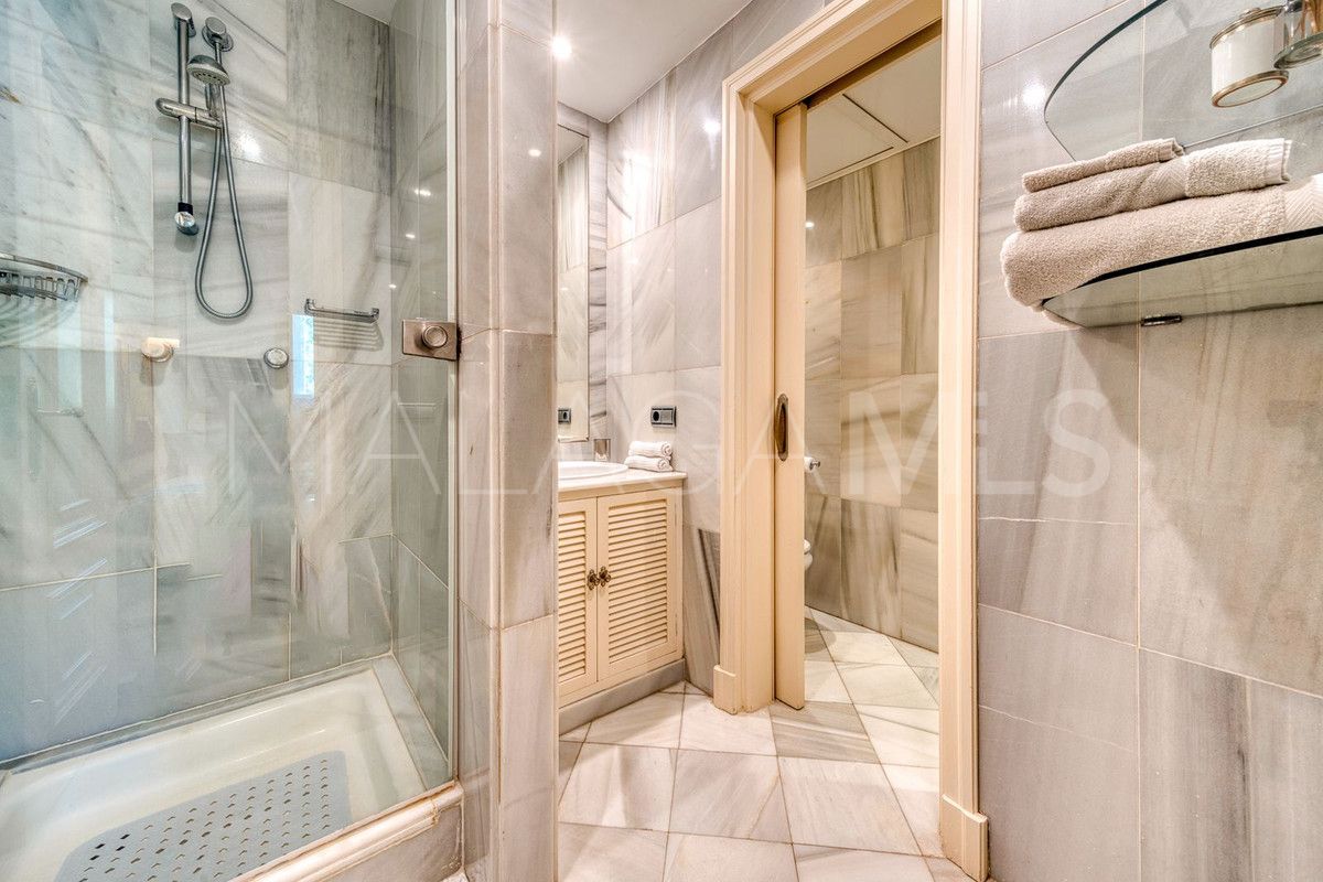 Lägenhet for sale in Marbella - Puerto Banus