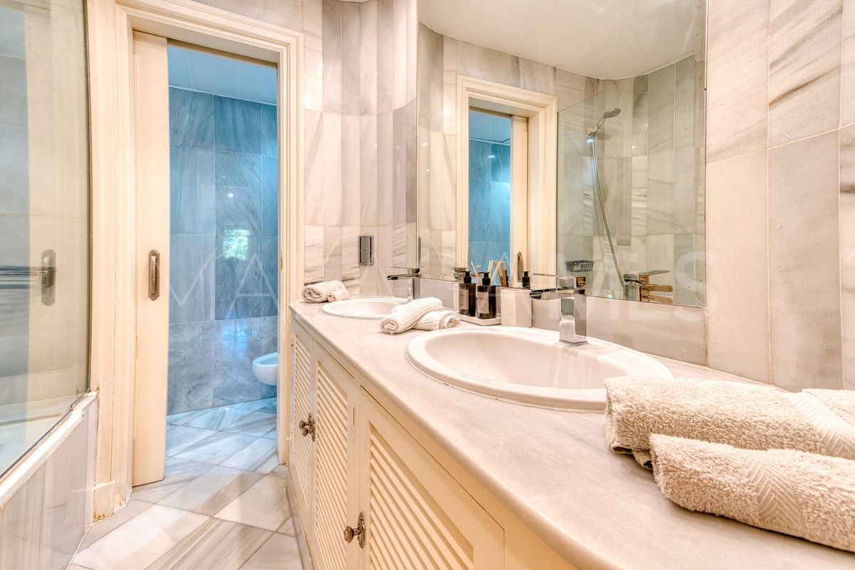 Lägenhet for sale in Marbella - Puerto Banus