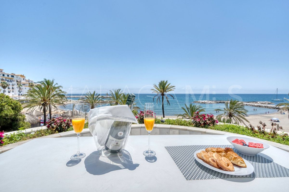 Lägenhet for sale in Marbella - Puerto Banus