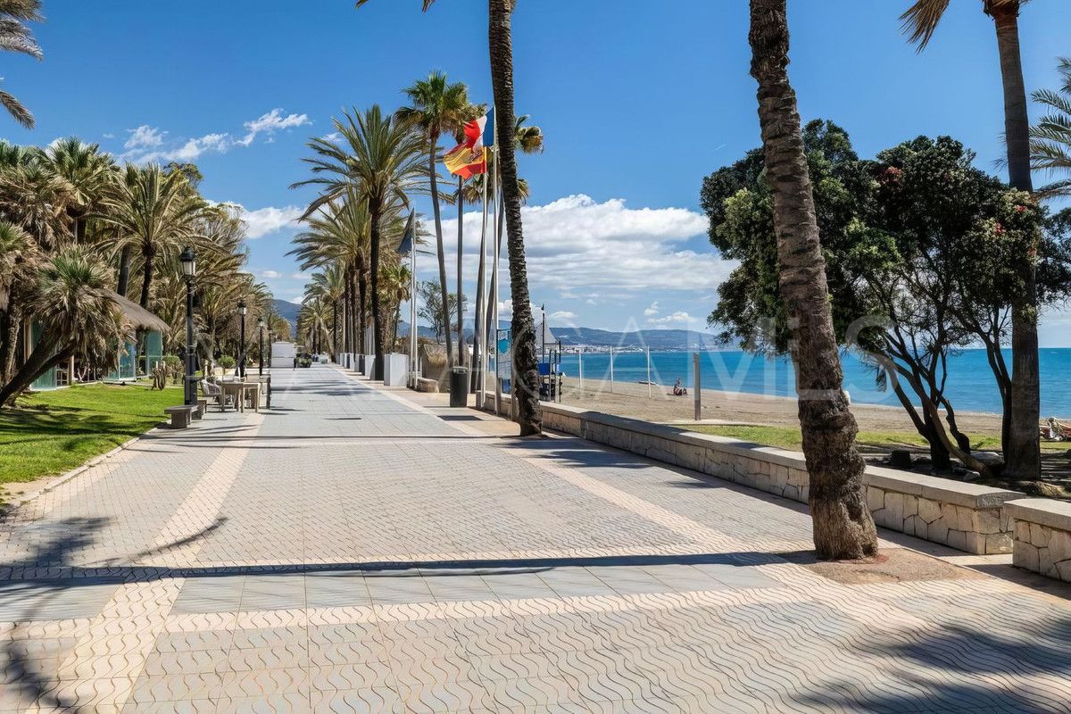 Se vende apartamento with 3 bedrooms in San Pedro de Alcantara