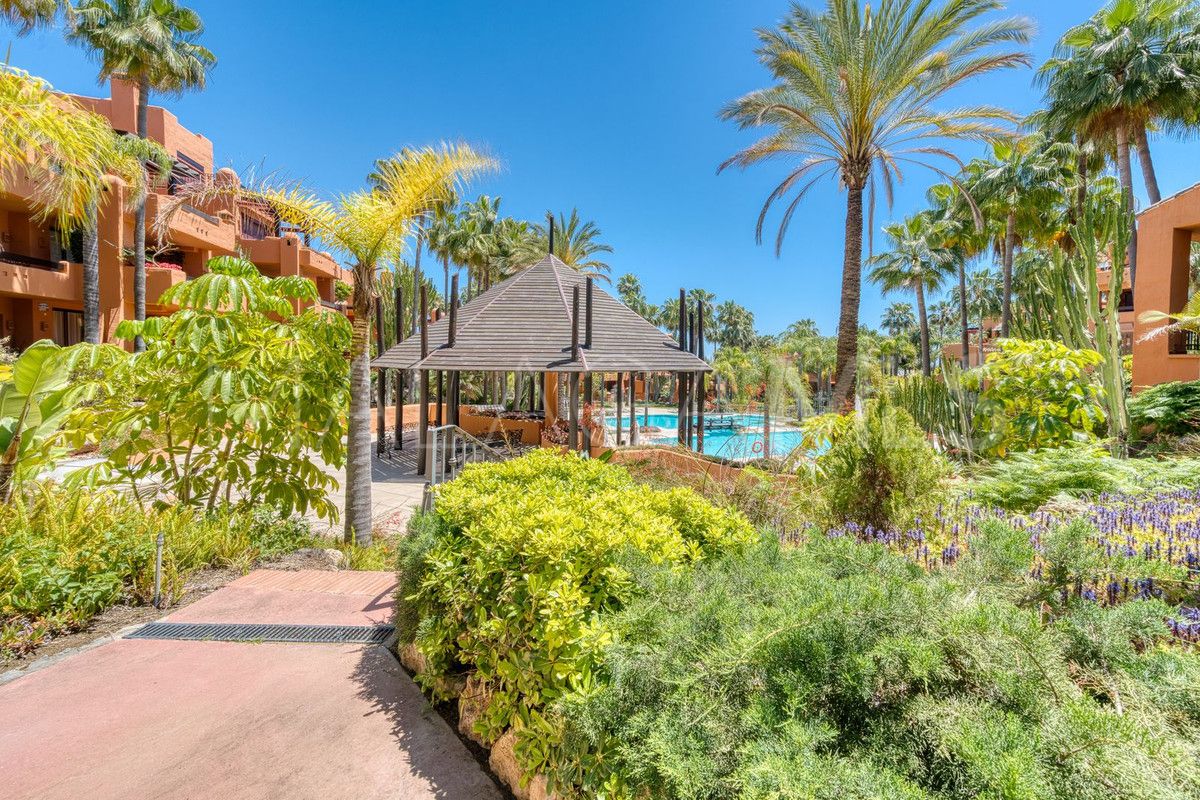 Wohnung for sale in Marbella - Puerto Banus