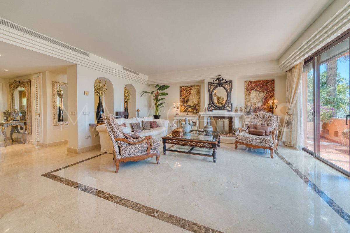 Wohnung for sale in Marbella - Puerto Banus