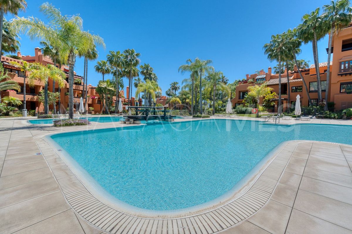 Wohnung for sale in Marbella - Puerto Banus
