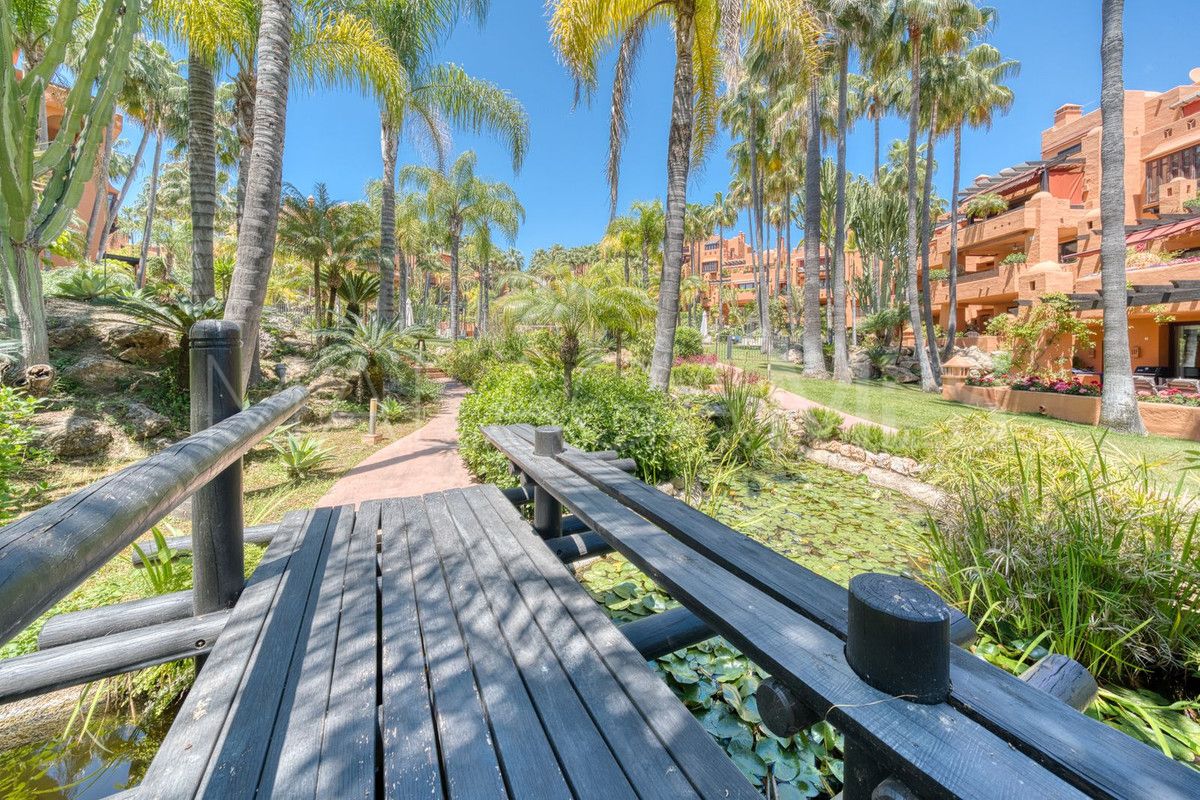 Wohnung for sale in Marbella - Puerto Banus