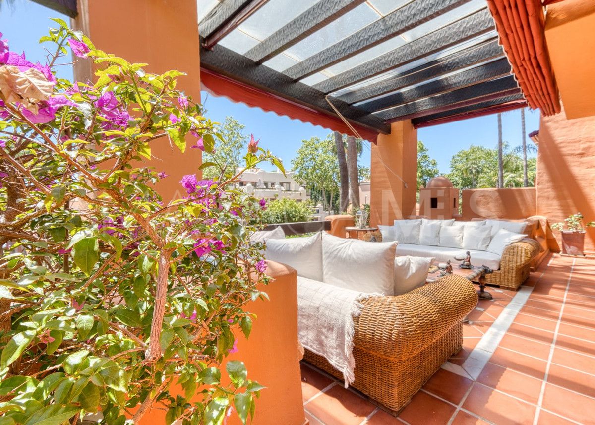 Wohnung for sale in Marbella - Puerto Banus