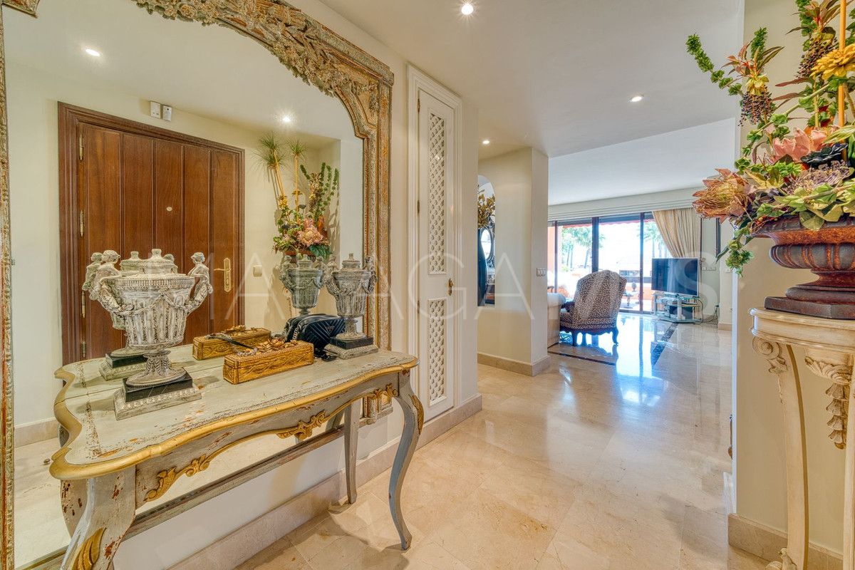 Wohnung for sale in Marbella - Puerto Banus