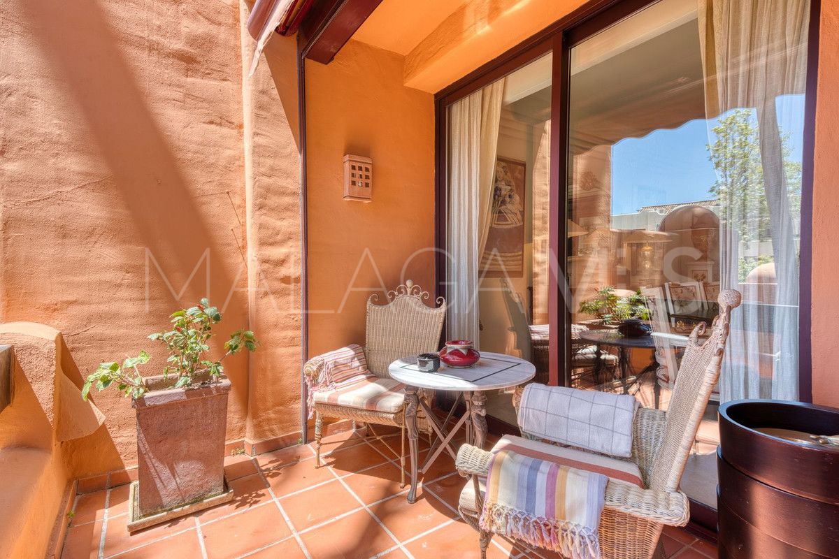 Wohnung for sale in Marbella - Puerto Banus