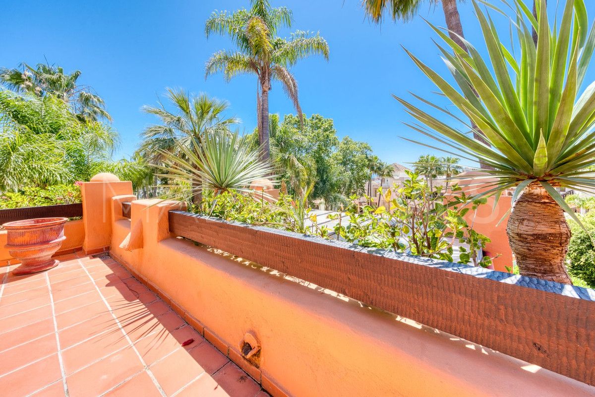 Wohnung for sale in Marbella - Puerto Banus