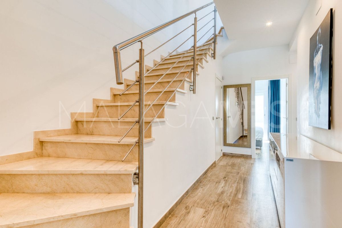 Villa for sale in Riviera del Sol with 3 bedrooms
