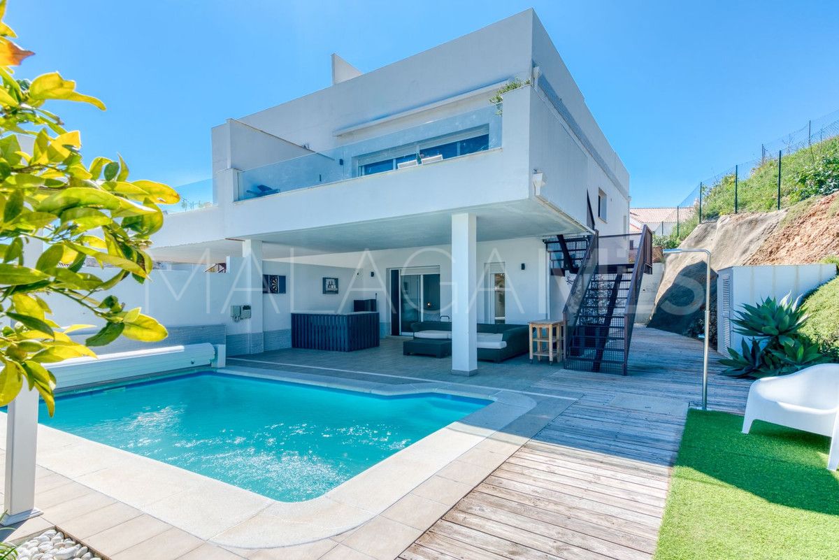 Villa for sale in Riviera del Sol with 3 bedrooms
