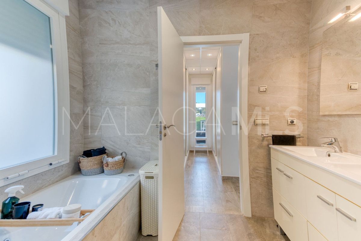 Villa for sale in Riviera del Sol with 3 bedrooms