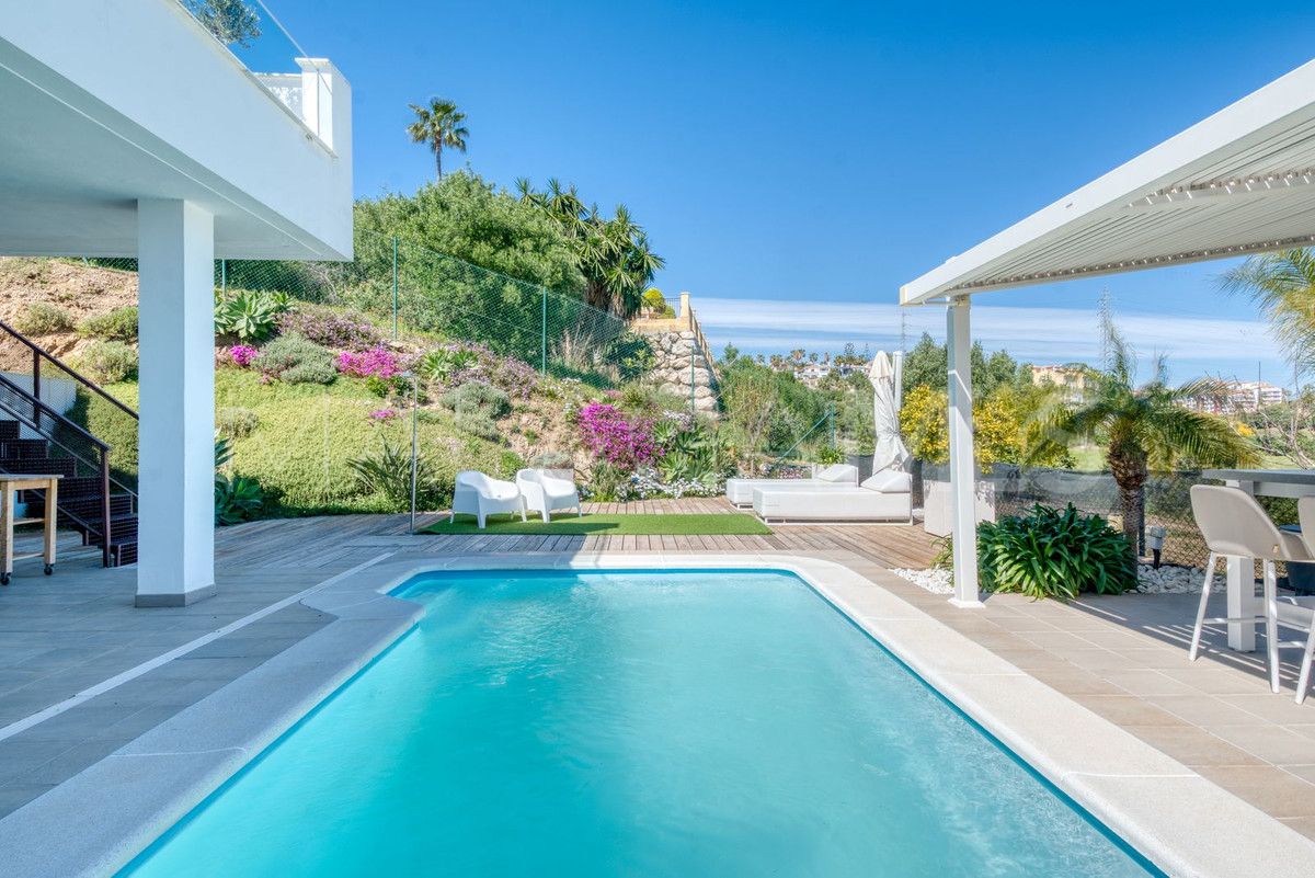 Villa for sale in Riviera del Sol with 3 bedrooms