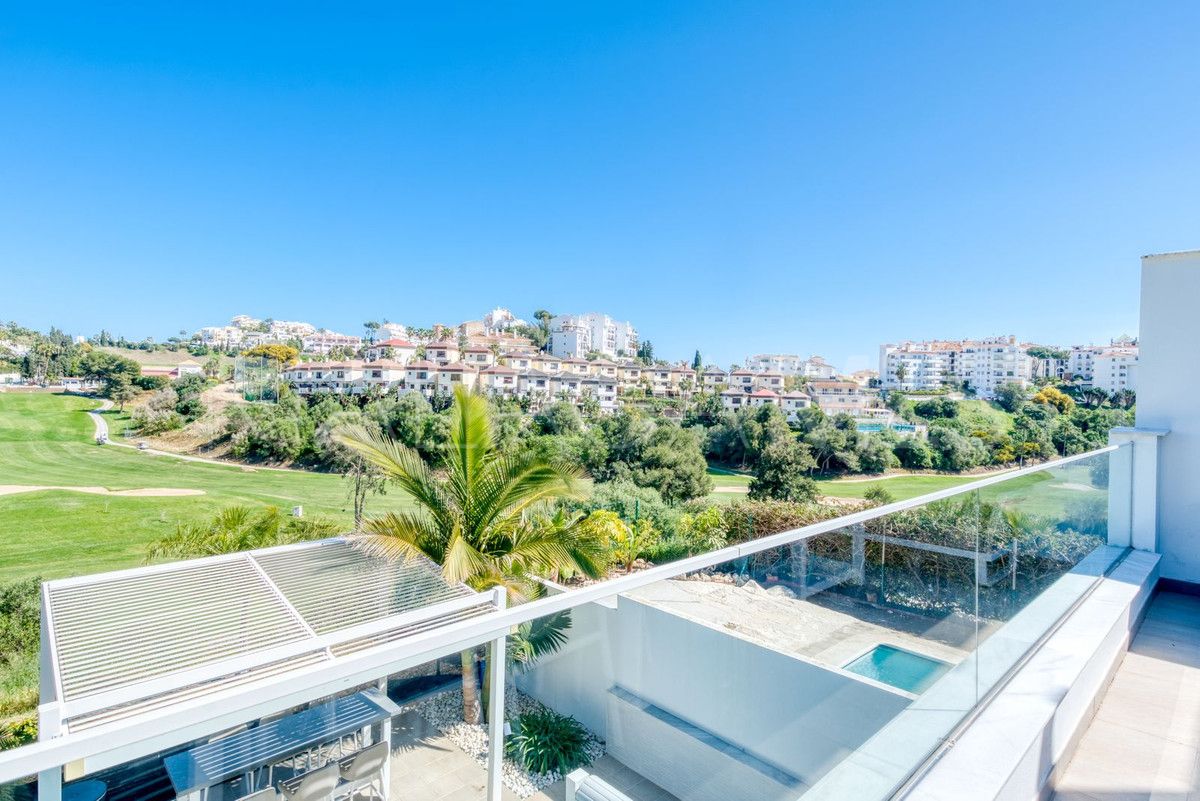 Villa for sale in Riviera del Sol with 3 bedrooms