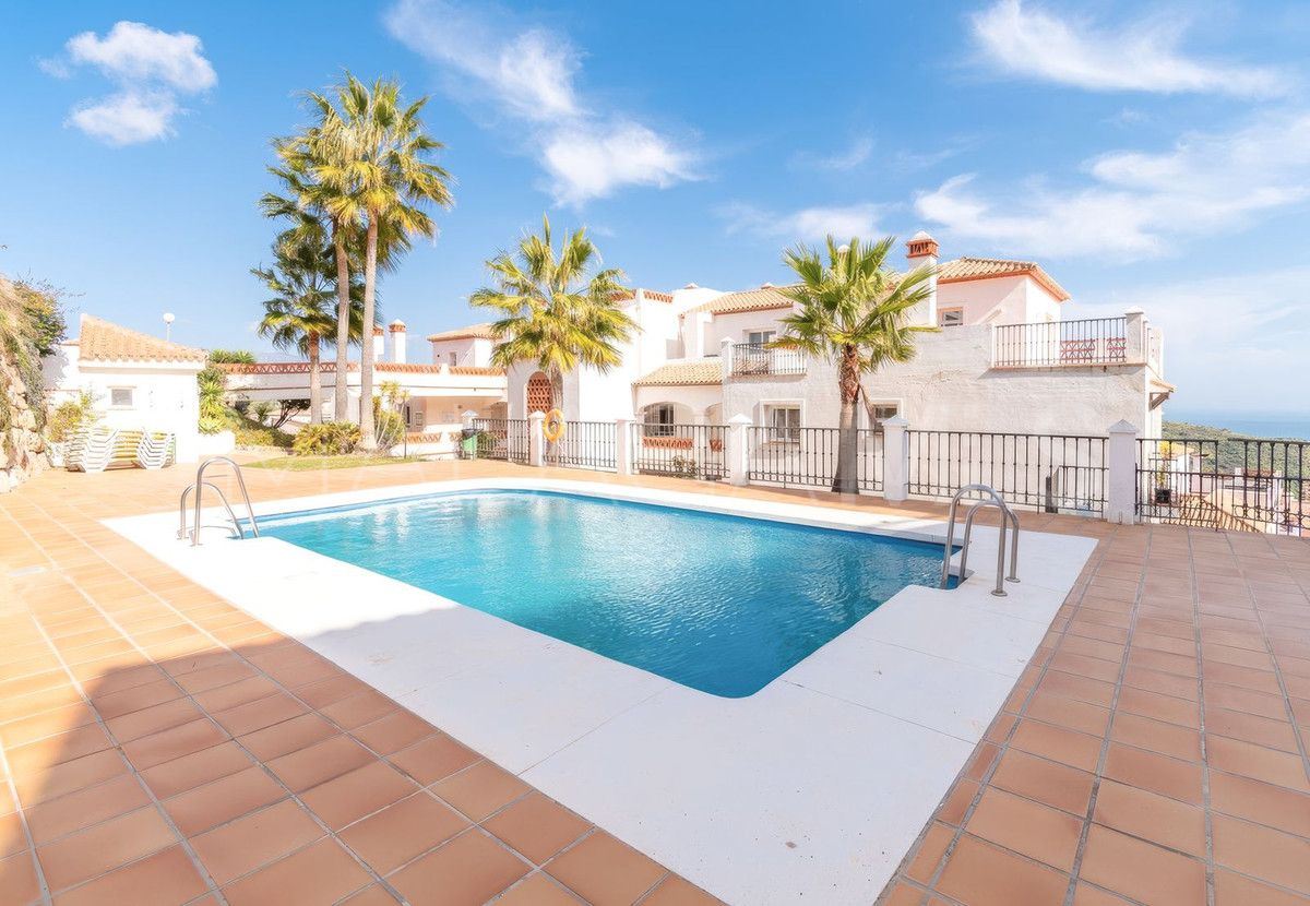 Appartement rez de chaussée for sale in Calahonda