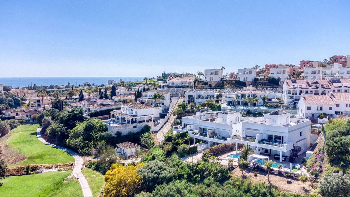Villa for sale in Riviera del Sol