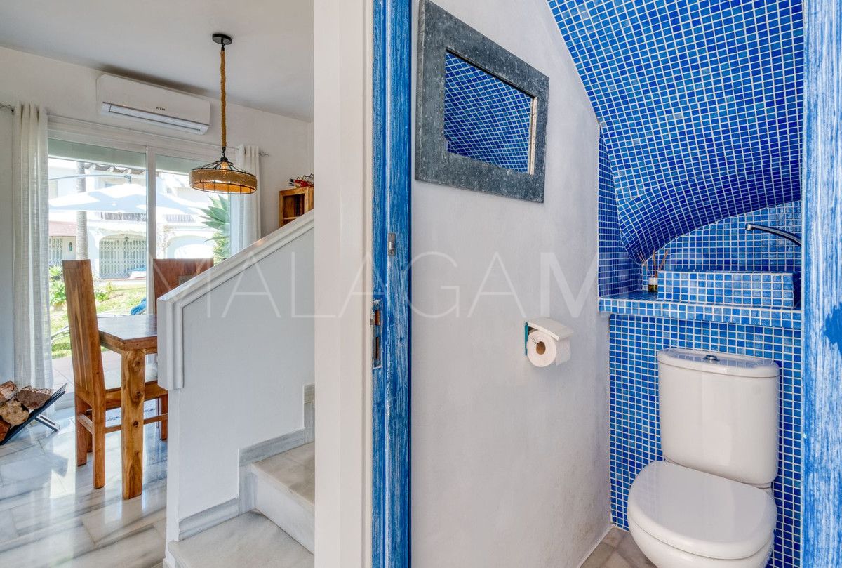 Radhus for sale in La Duquesa