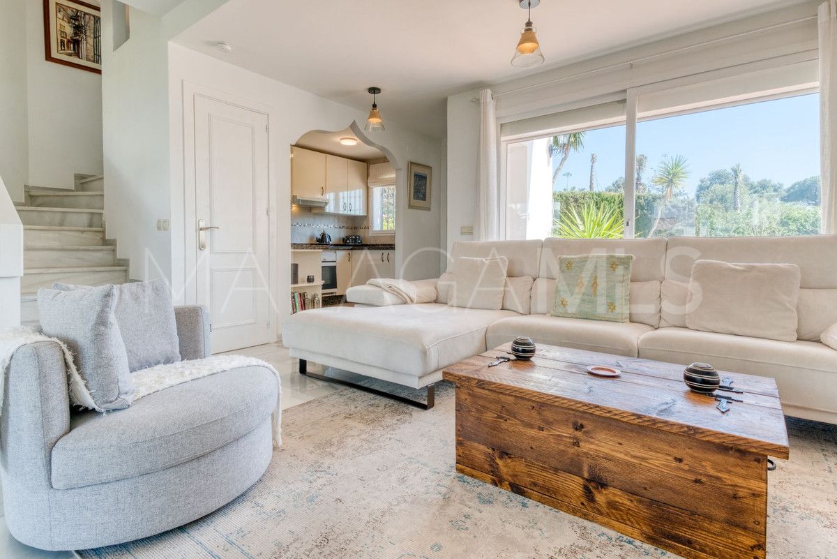 Radhus for sale in La Duquesa