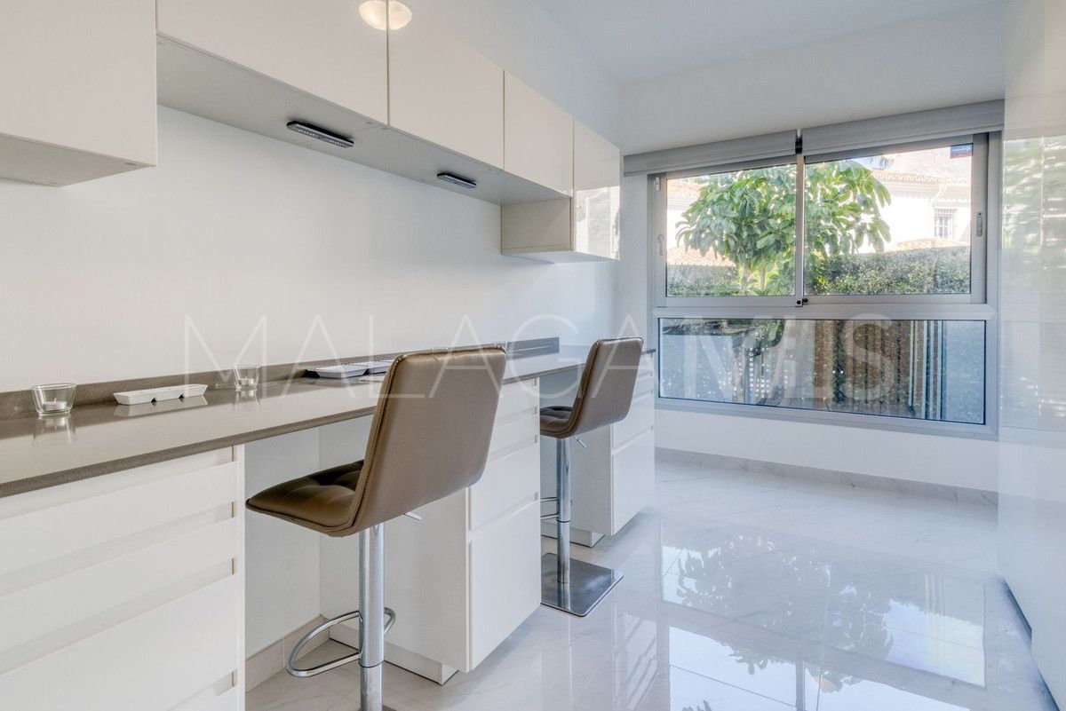 Se vende apartamento planta baja in Bel Air