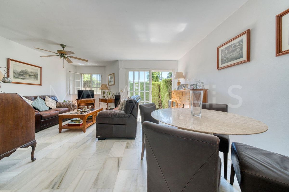 Reihenhaus for sale in Bel Air