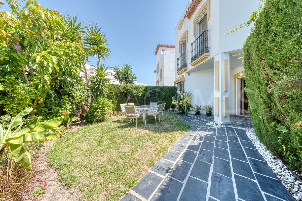 Reihenhaus for sale in Bel Air