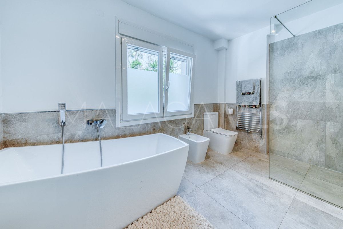 Villa for sale in El Rosario