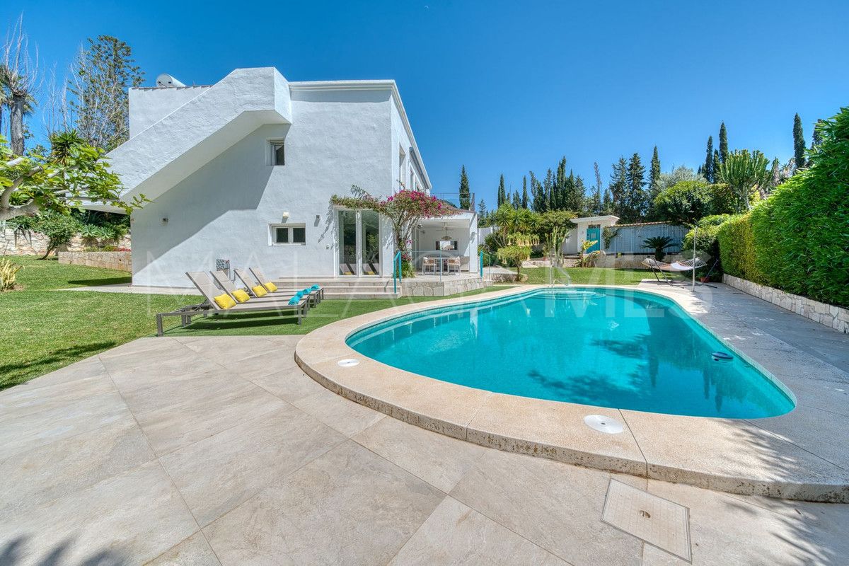 Villa for sale in El Rosario