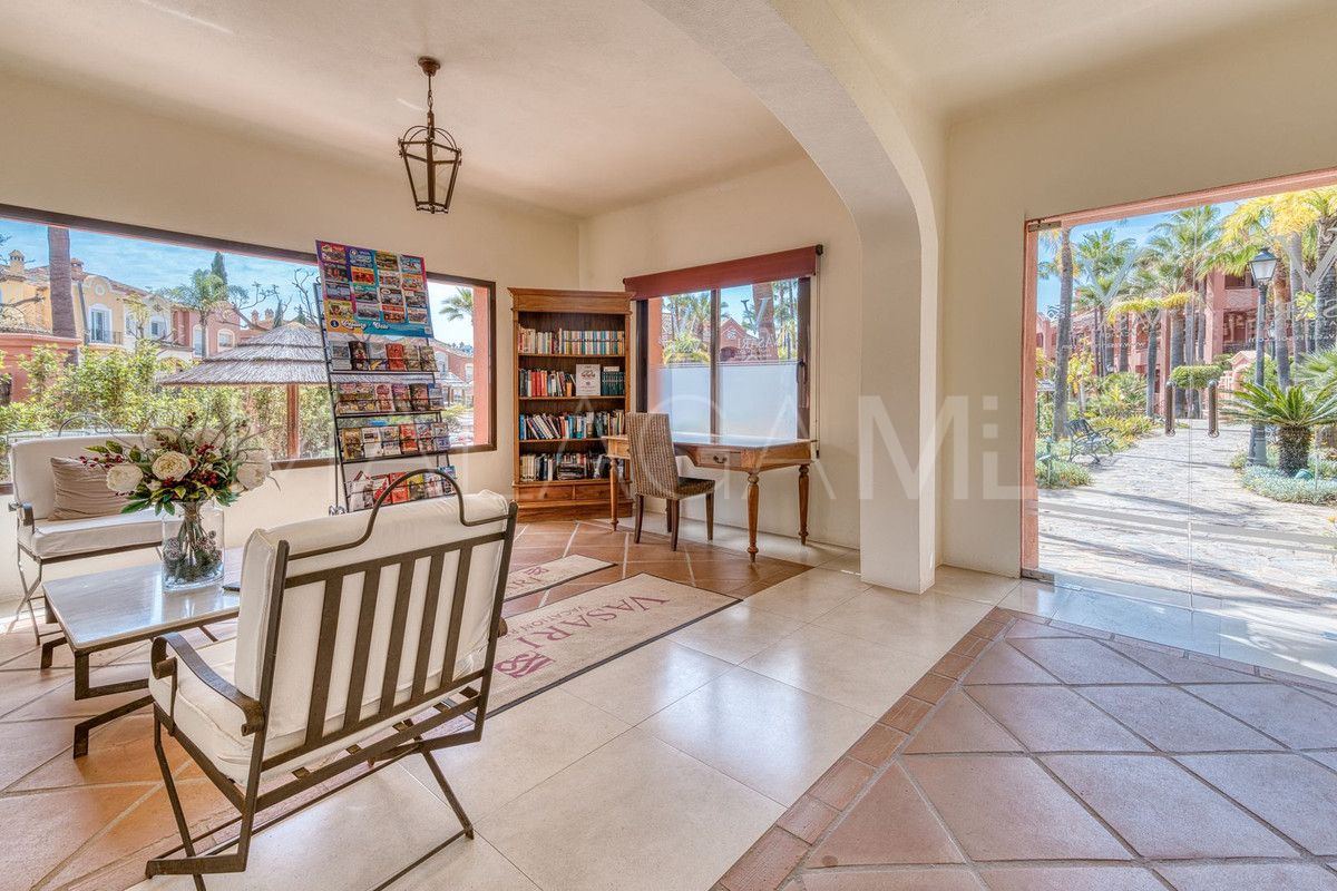 2 bedrooms apartment in Marbella - Puerto Banus for sale