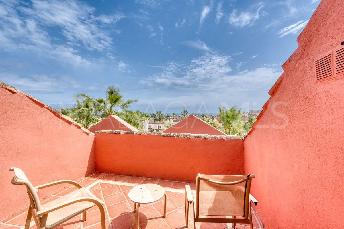 2 bedrooms apartment in Marbella - Puerto Banus for sale