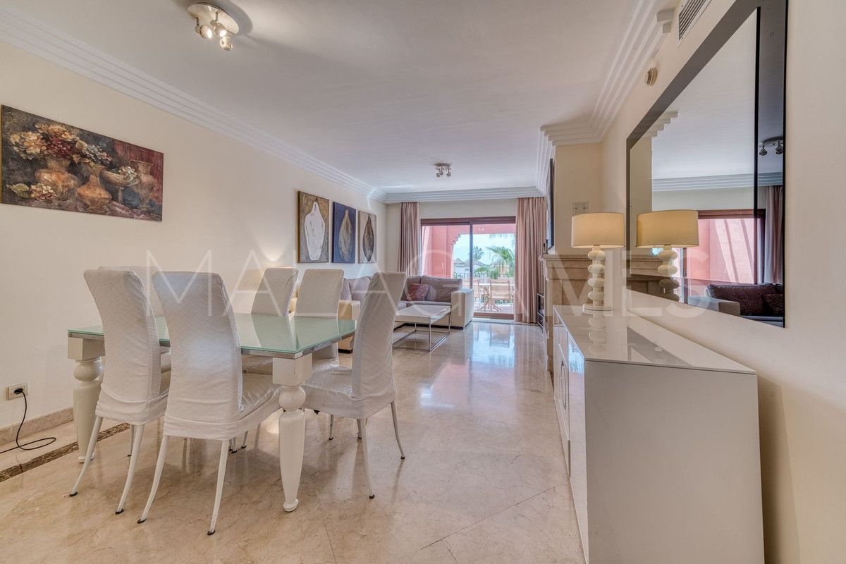 2 bedrooms apartment in Marbella - Puerto Banus for sale