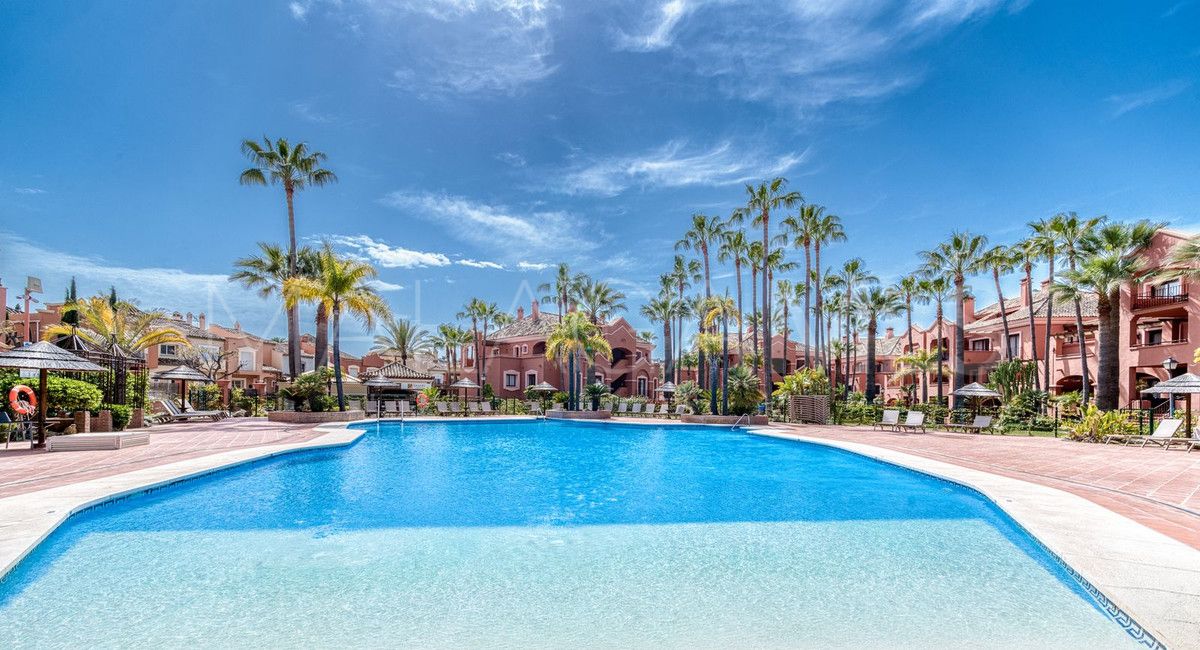 2 bedrooms apartment in Marbella - Puerto Banus for sale