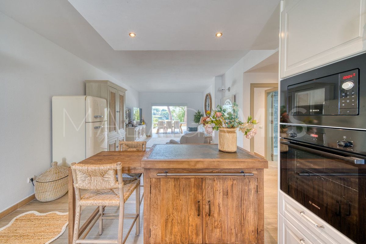 Nueva Andalucia, apartamento planta baja a la venta