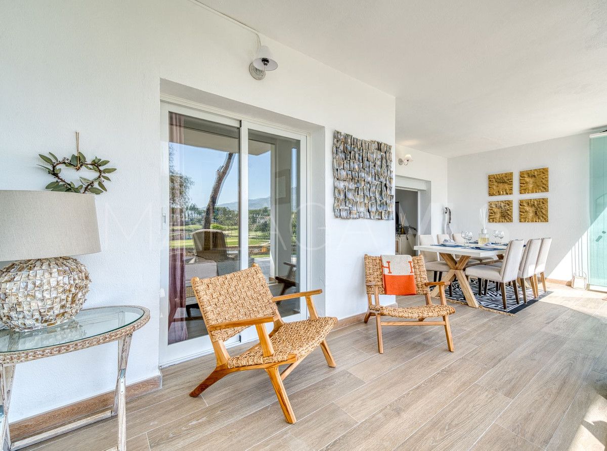 Nueva Andalucia, apartamento planta baja a la venta