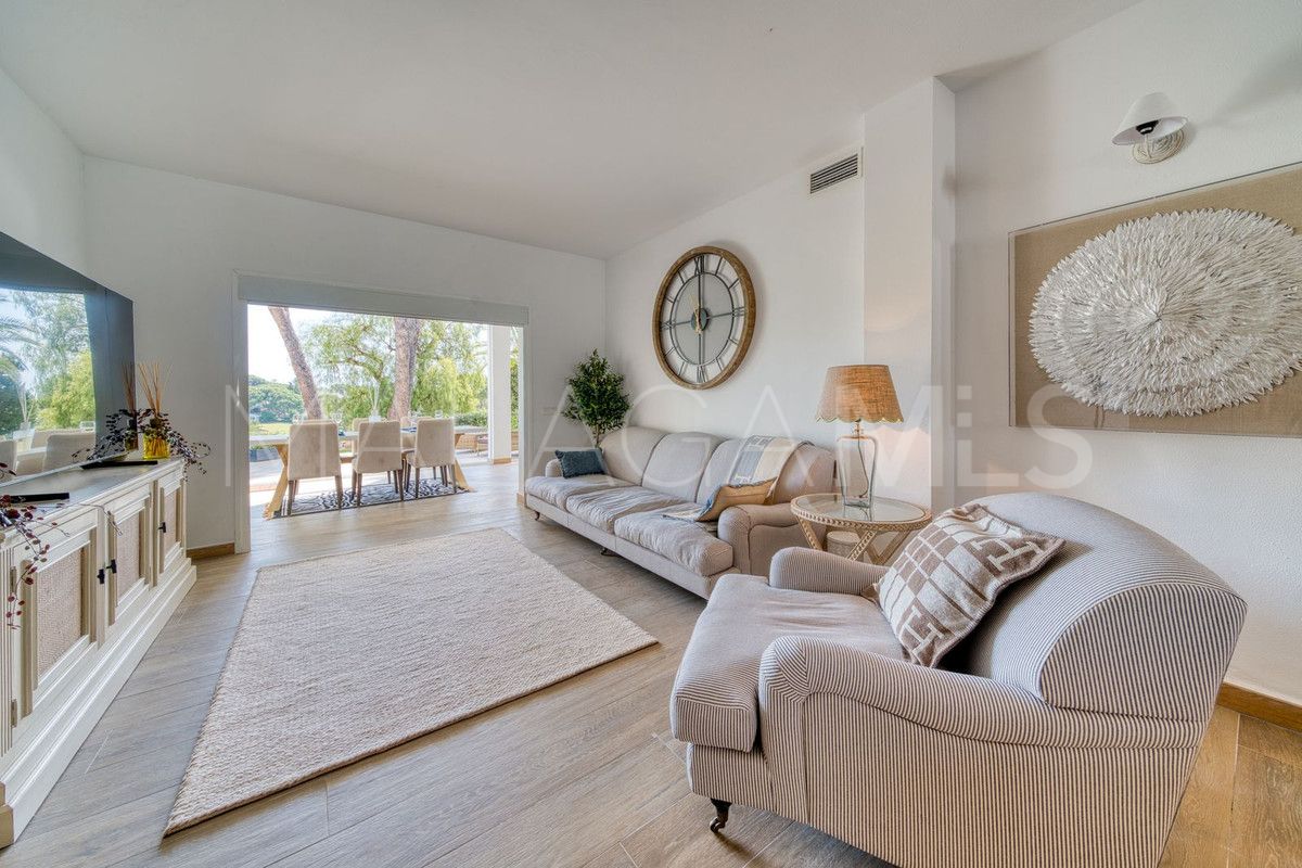 Nueva Andalucia, apartamento planta baja a la venta