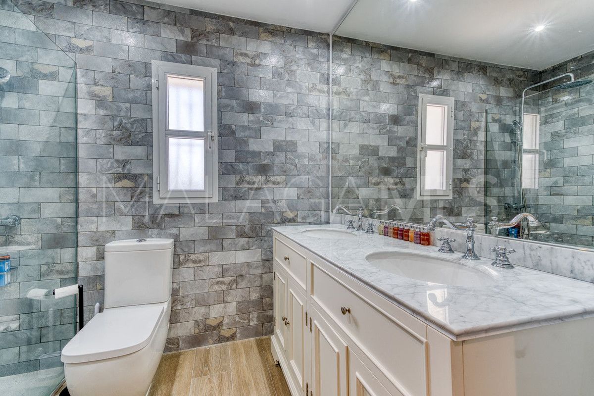 Nueva Andalucia, apartamento planta baja a la venta