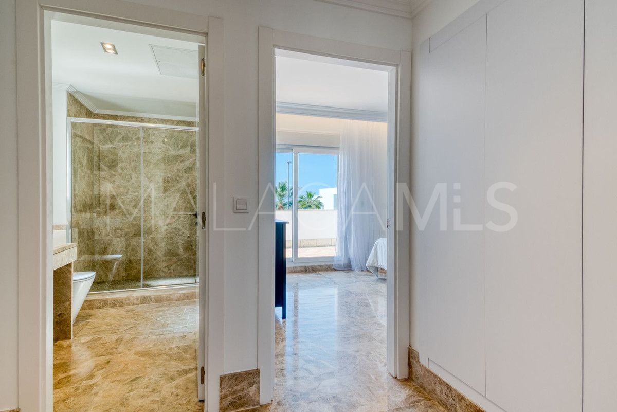 For sale Santa Clara 4 bedrooms villa