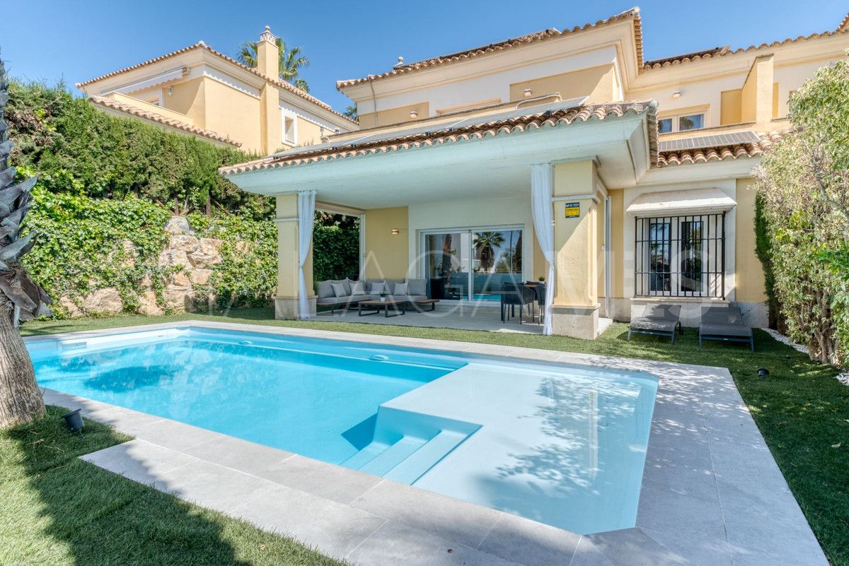 For sale Santa Clara 4 bedrooms villa
