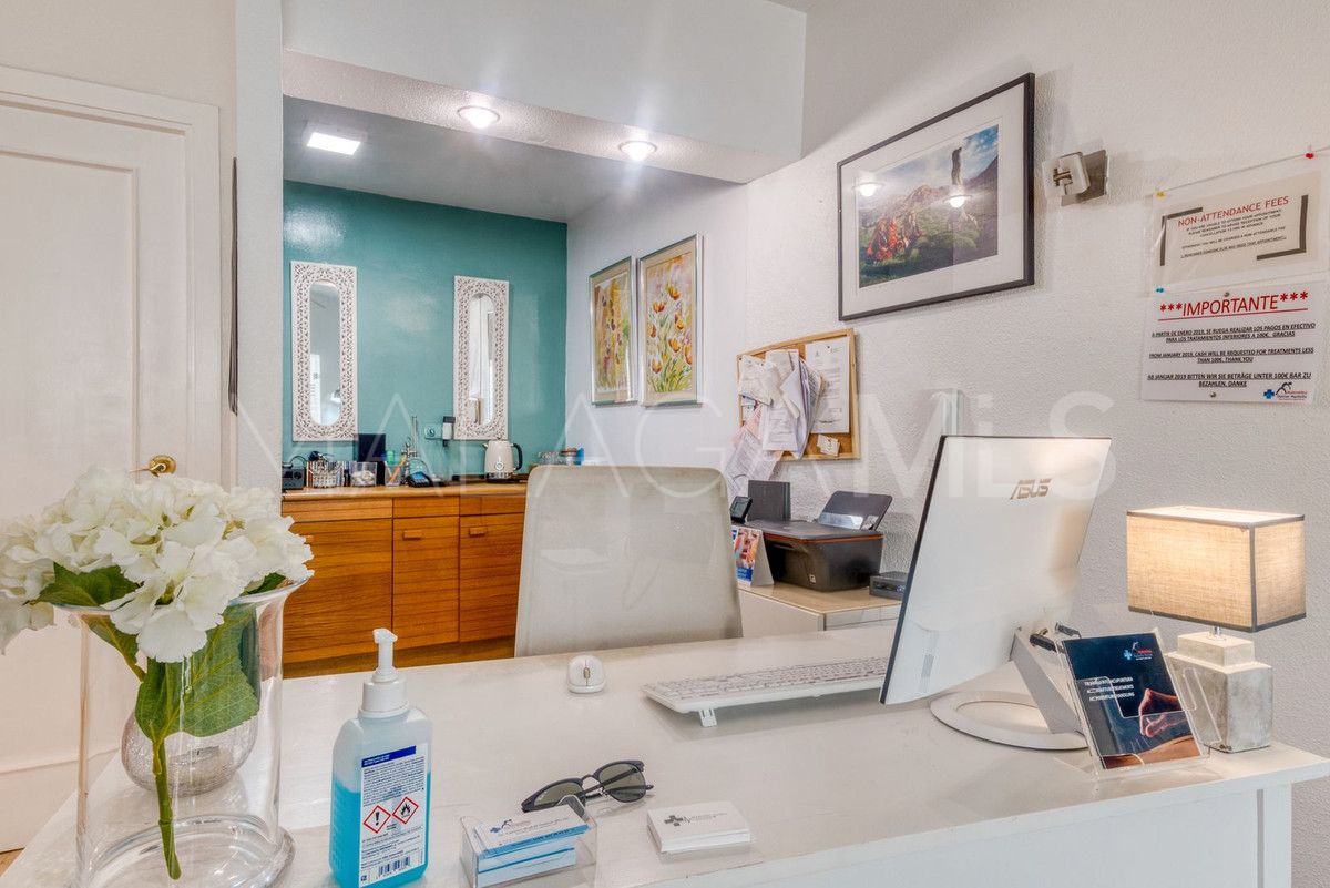 Erdgeschosswohnung for sale in Estepona