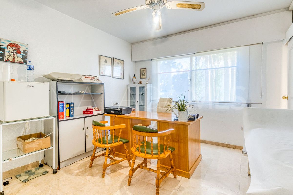 Erdgeschosswohnung for sale in Estepona