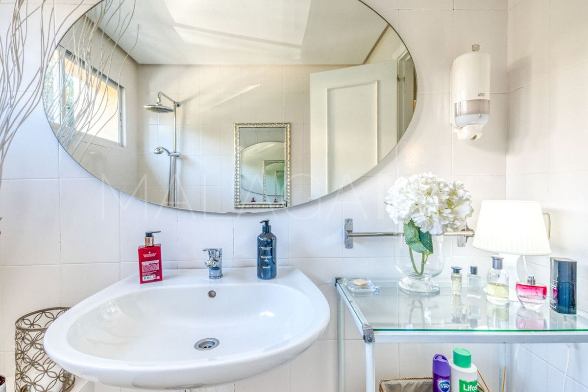 Erdgeschosswohnung for sale in Estepona