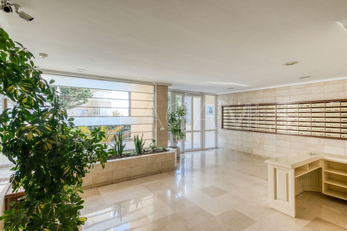 Erdgeschosswohnung for sale in Estepona