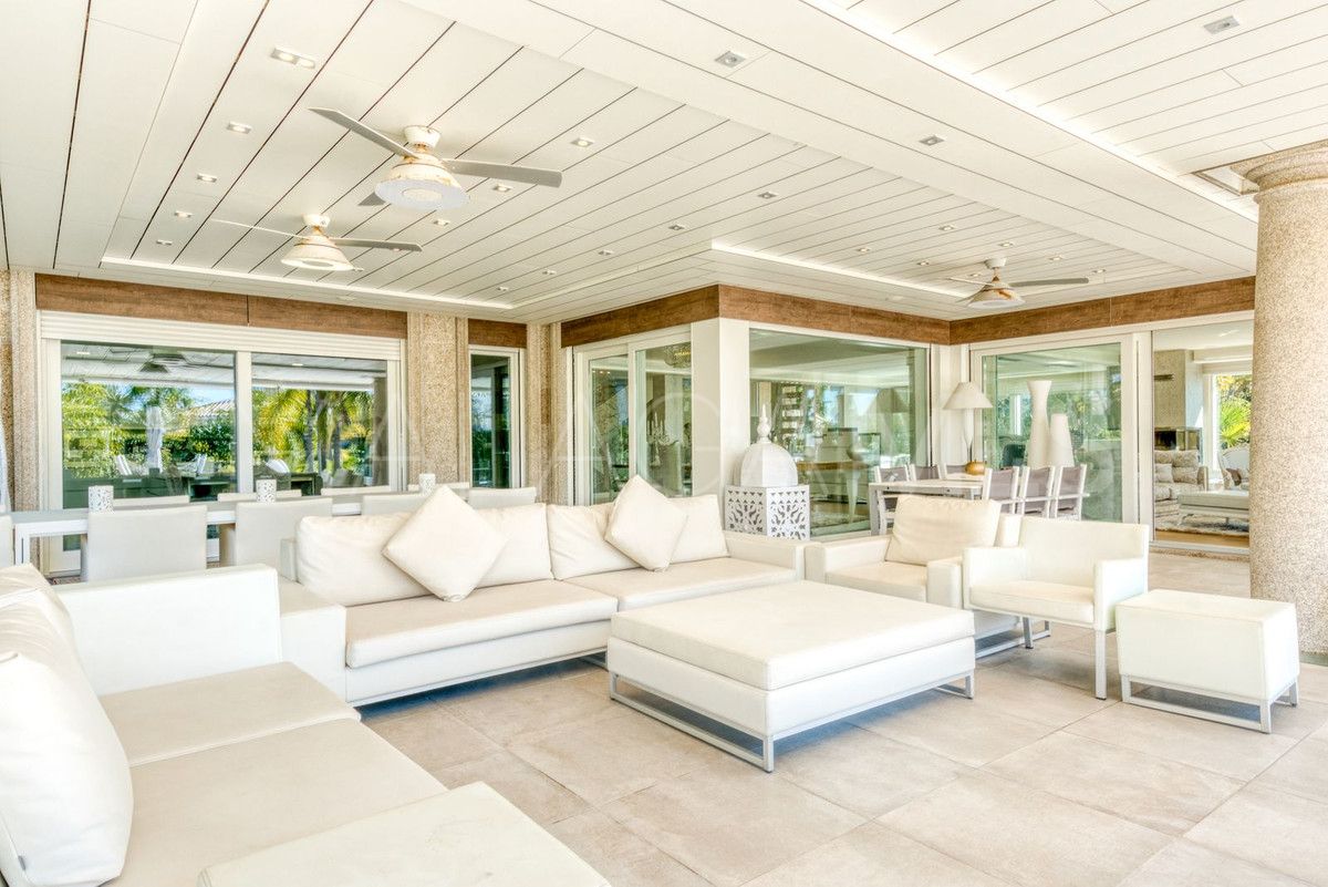 Villa for sale in Bahia de Marbella