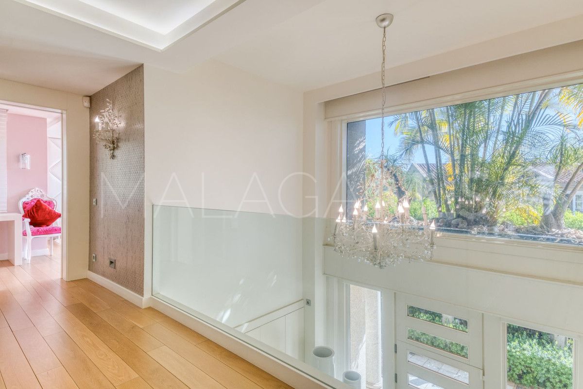 Villa for sale in Bahia de Marbella