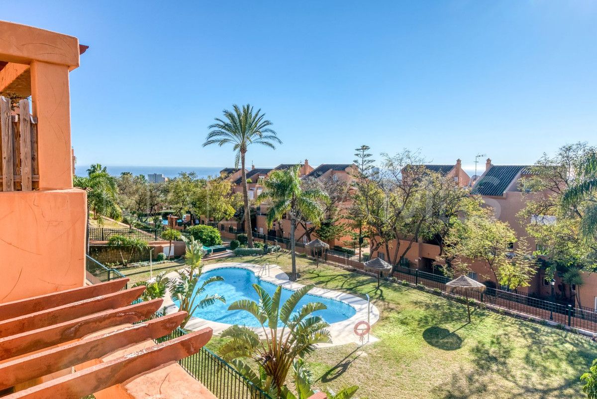 Erdgeschosswohnung for sale in Elviria