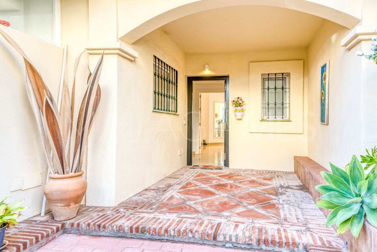 Adosado for sale in La Quinta de 3 bedrooms