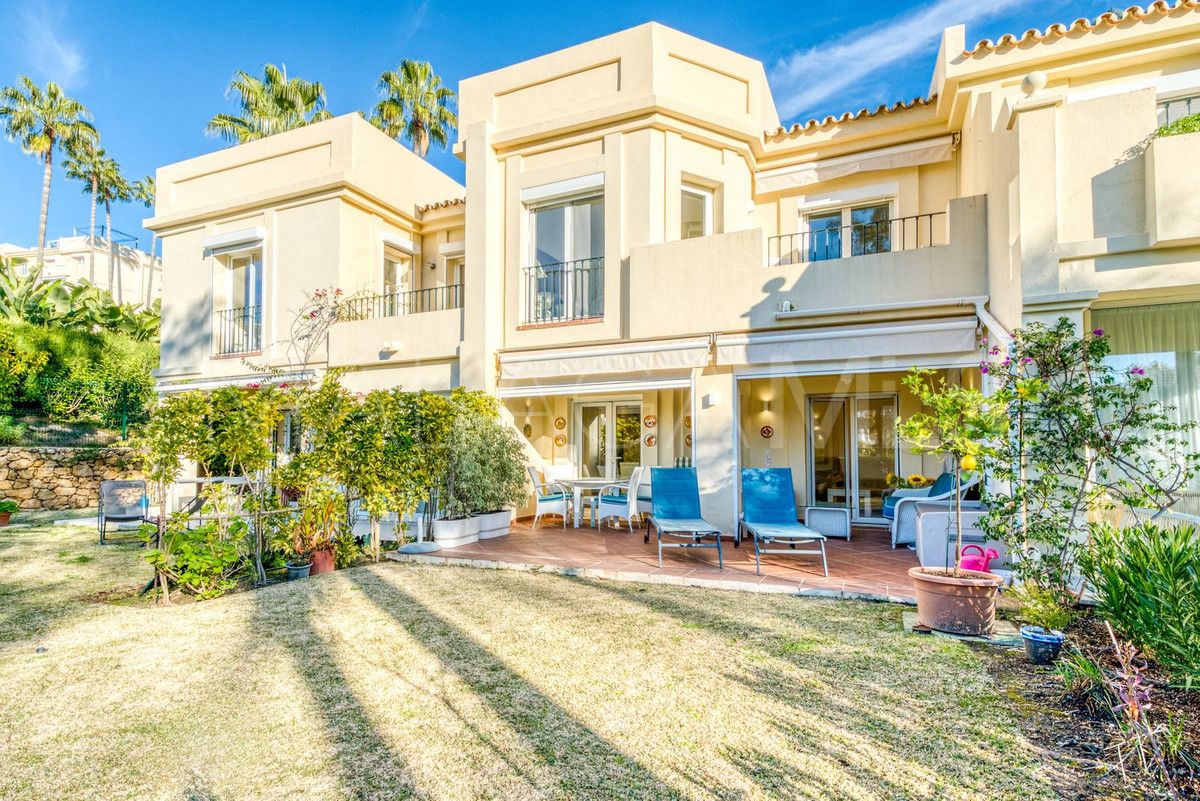 Adosado for sale in La Quinta de 3 bedrooms