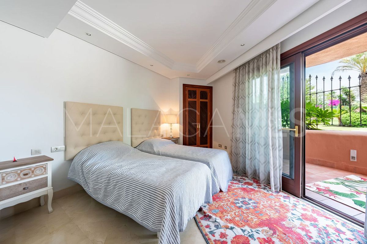 Apartamento planta baja de 3 bedrooms for sale in New Golden Mile